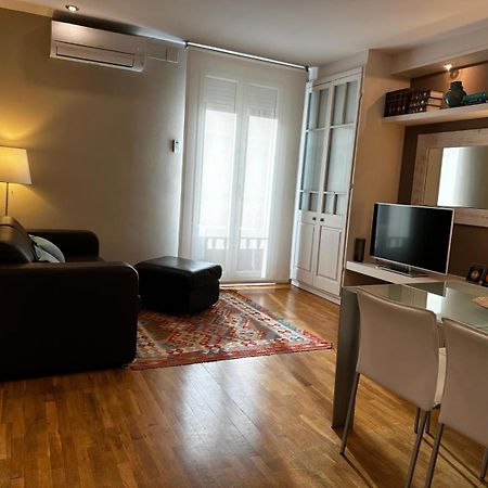 Petit Rossello Apartment Barcelona Ngoại thất bức ảnh