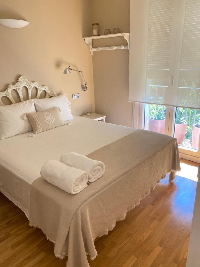 Petit Rossello Apartment Barcelona Ngoại thất bức ảnh