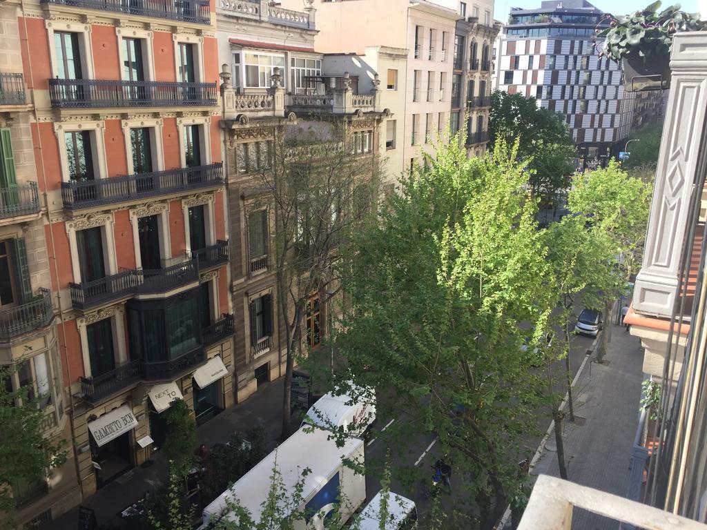 Petit Rossello Apartment Barcelona Ngoại thất bức ảnh